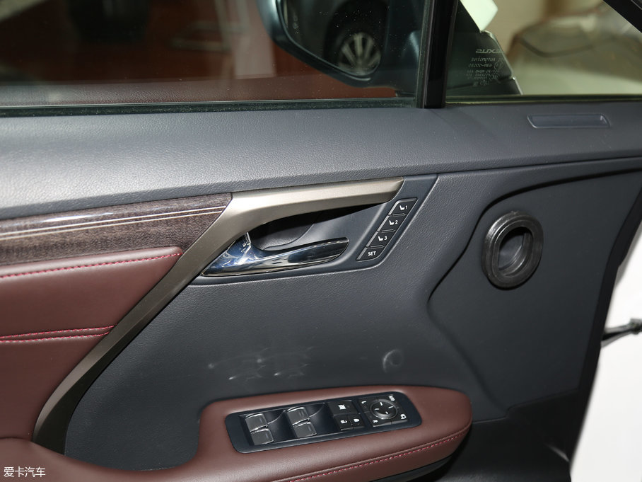 2016׿_˹RX 300 (q)A V