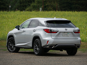 2016款350 F SPORT 整体外观