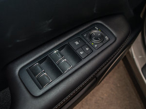 2016300 (q)A V {܇ƅ^(q)	