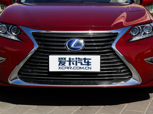 2015款300h 豪华版 中网