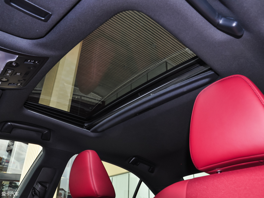 2016׿_˹IS 200t F Sport