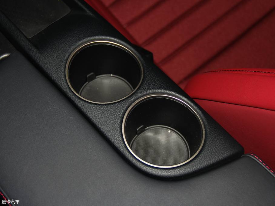 2016׿_˹IS 200t F Sport