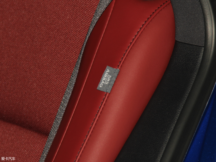 2016׿_˹IS 200t F Sport