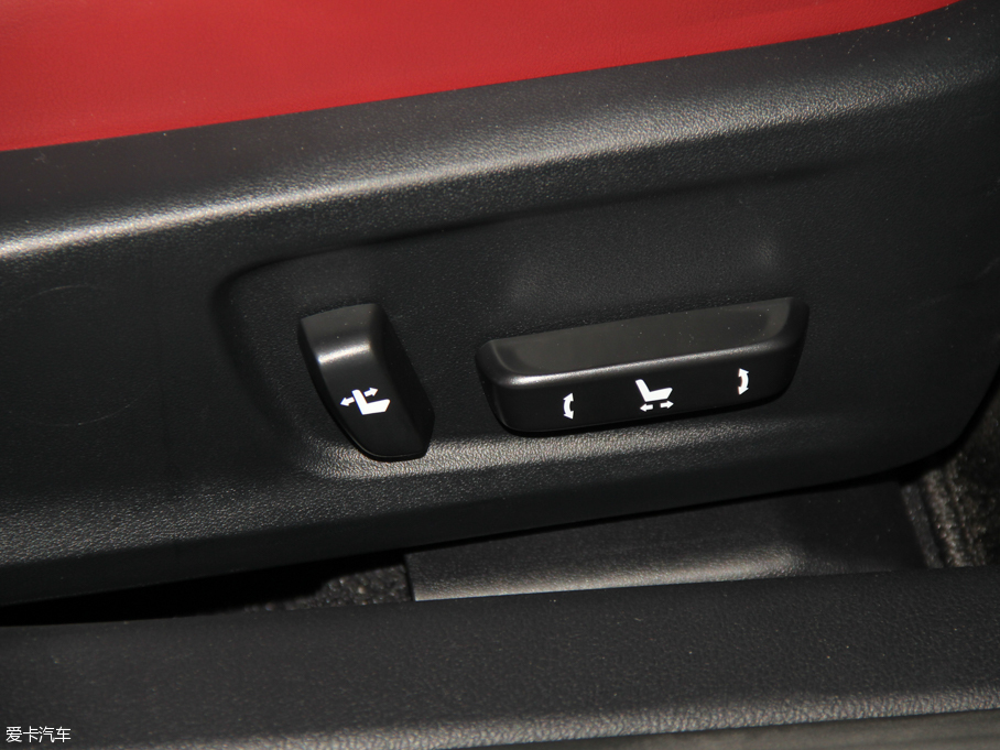 2016׿_˹IS 200t F Sport