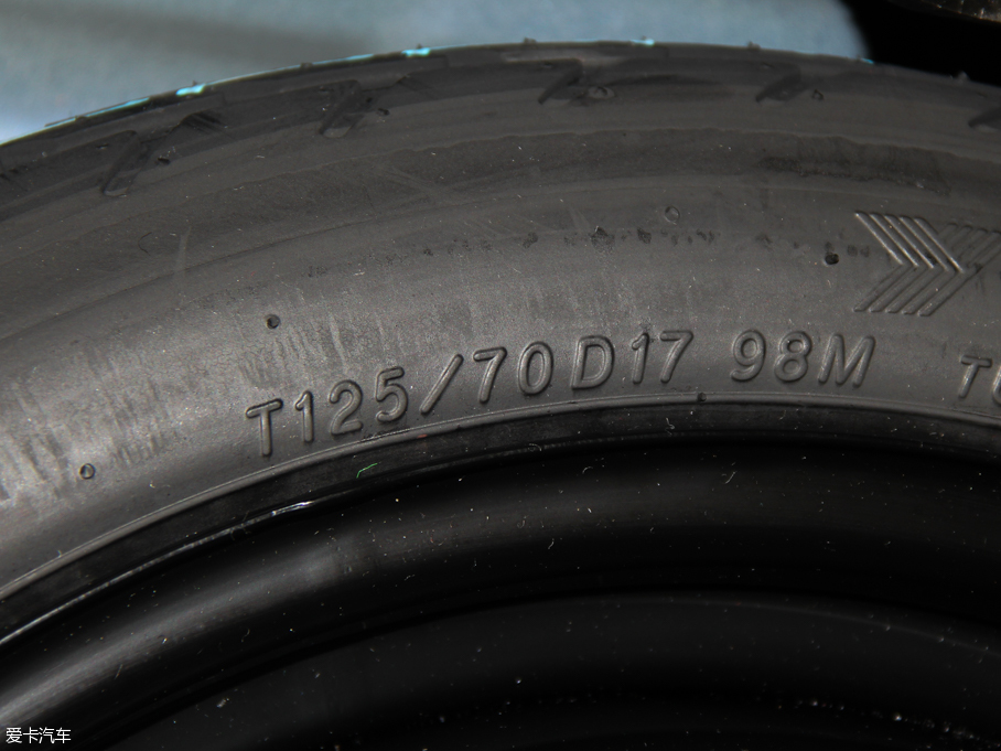 2016׿_˹IS 200t F Sport