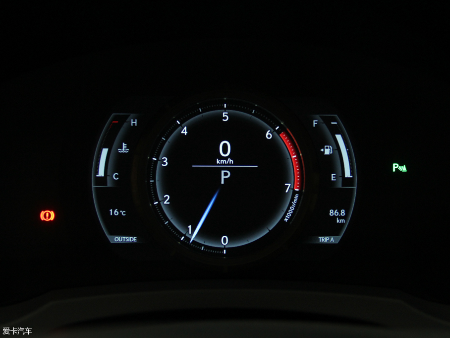 2016׿_˹IS 200t F Sport