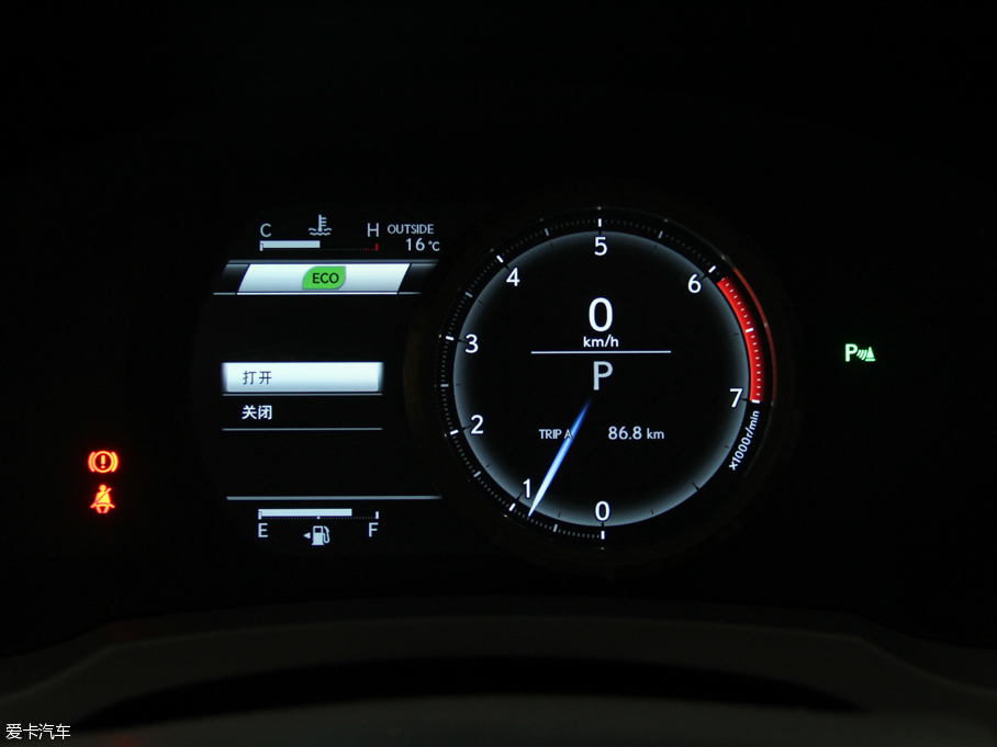 2016׿_˹IS 200t F Sport