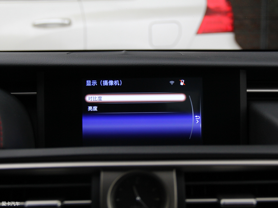 2016׿_˹IS 200t F Sport