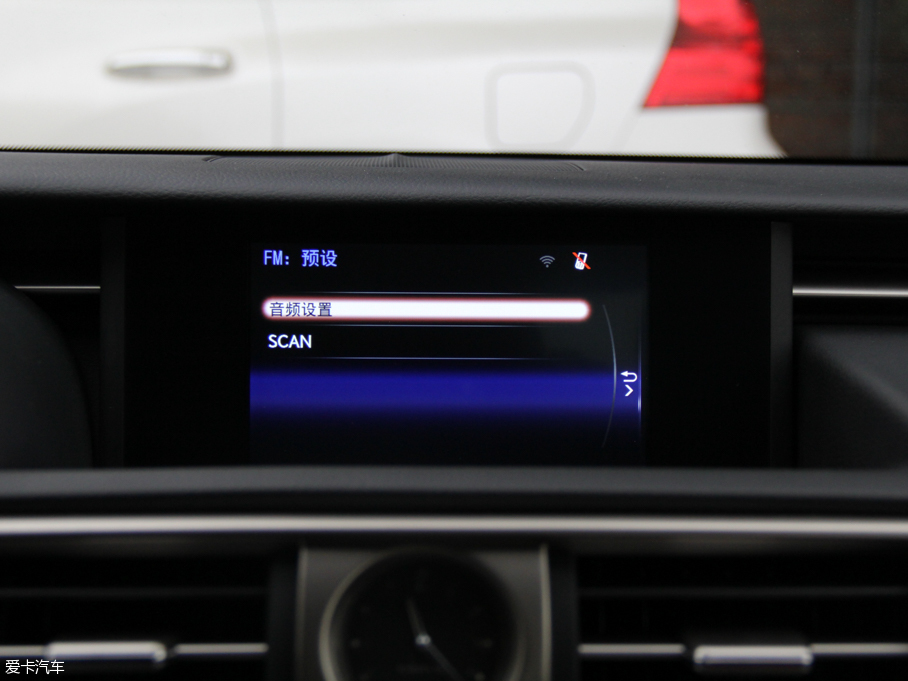 2016׿_˹IS 200t F Sport