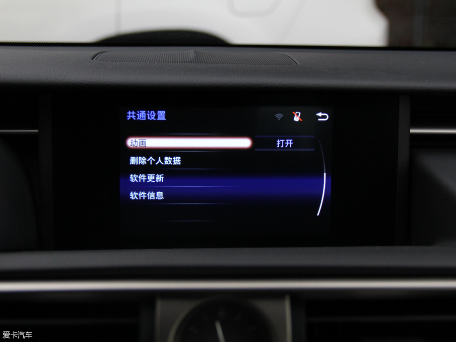 2016׿_˹IS 200t F Sport