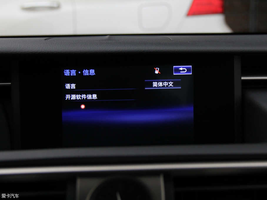 2016׿_˹IS 200t F Sport