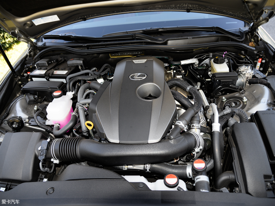 2016׿_˹IS 200t F Sport