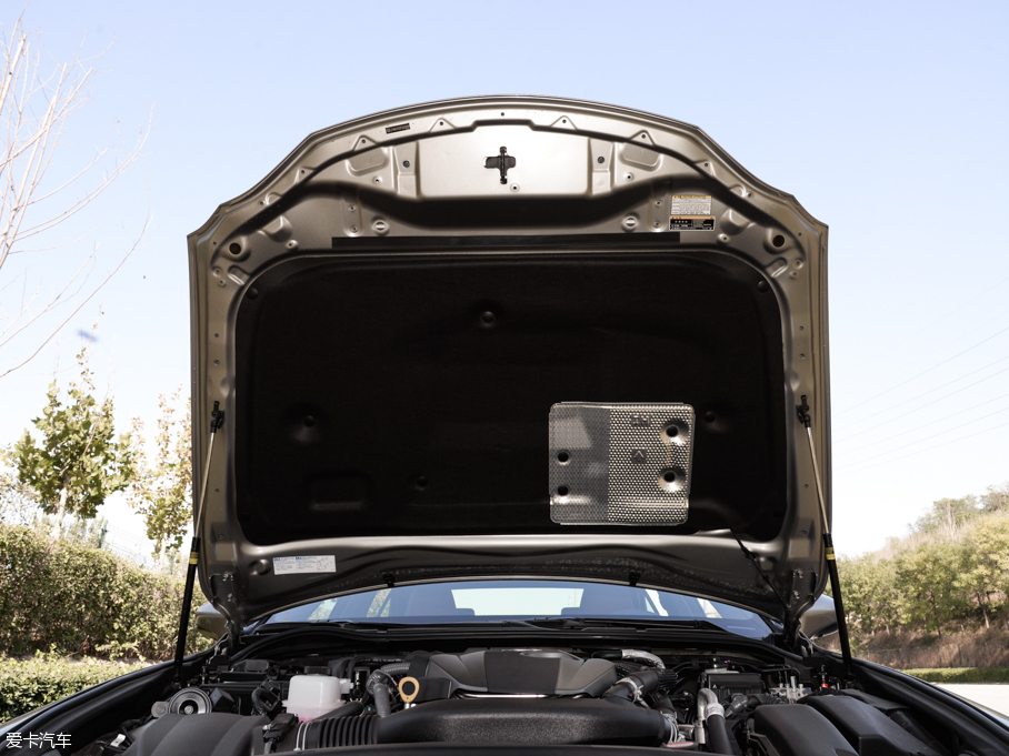 2016׿_˹IS 200t F Sport