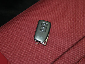 2016200t F Sport ܇耳