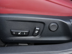 2016200t F Sport {{(dio)(ji)