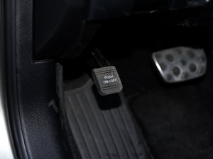 2016200t F Sport v܇Ƅ