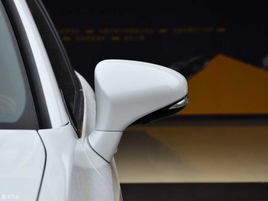 2016׿_˹GS 200t F SPORT