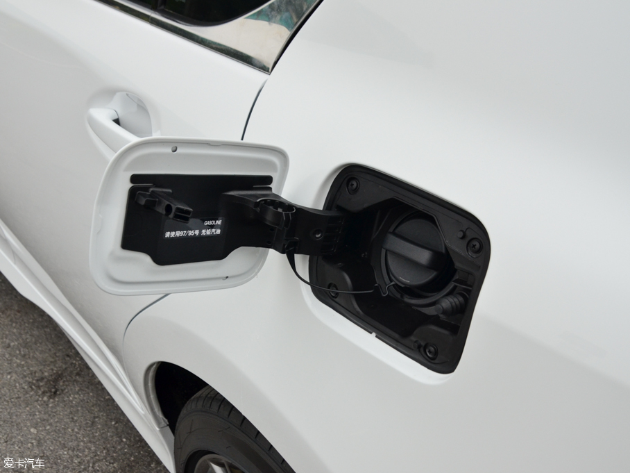 2016׿_˹GS 200t F SPORT