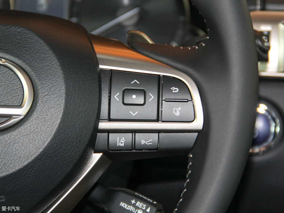 2016׿_˹GS 300h IȰ