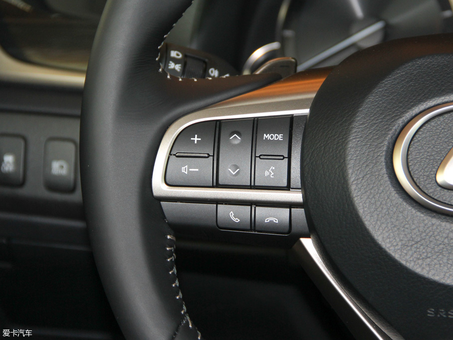 2016׿_˹GS 300h IȰ