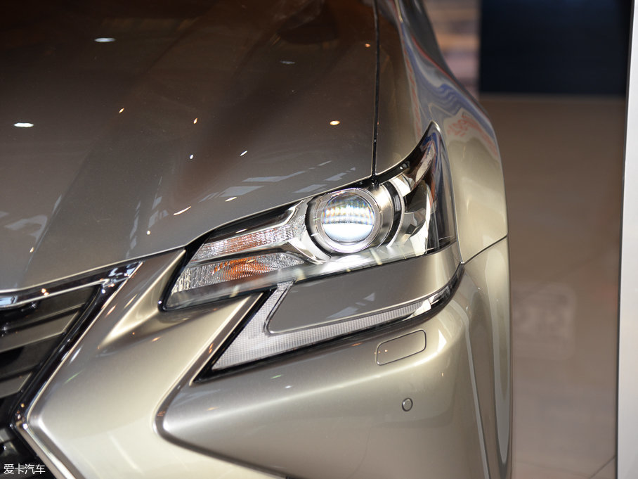 2016׿_˹GS 200t IȰ