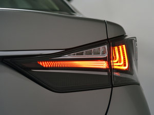 2016200t F SPORT (ji)^