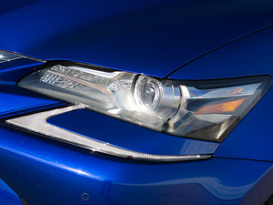 2016200t F SPORT (ji)^