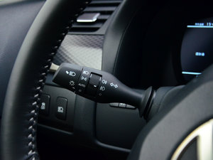 2016200t F SPORT п؅^