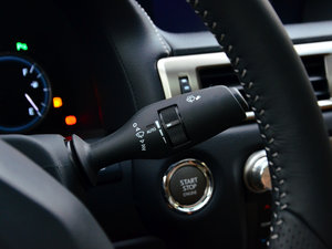 2016200t F SPORT п؅^