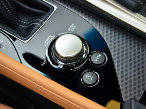 2016200t F SPORT п؅^