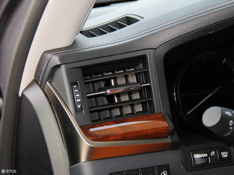 2016׿_˹LX 570 ӸкA 5