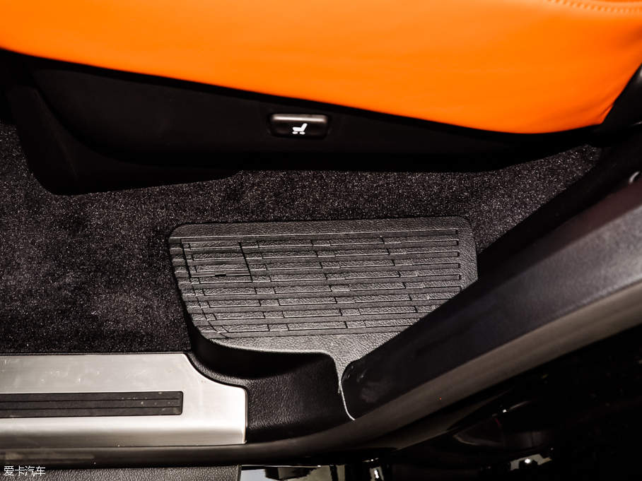 2016׿_˹LX 570 ӸкA 5