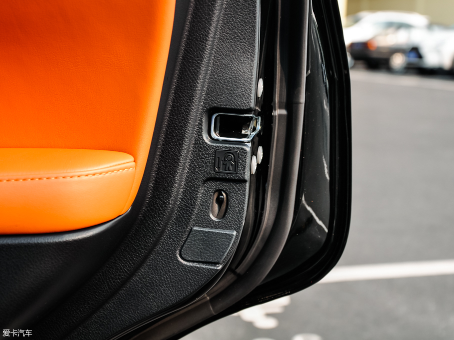 2016׿_˹LX 570 ӸкA 5