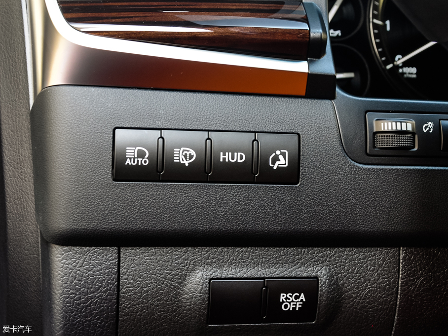 2016׿_˹LX 570 ӸкA 5