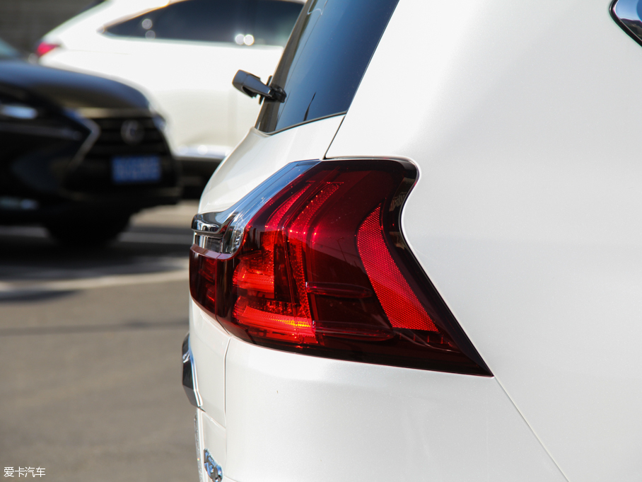 2016׿_˹LX 570 FA 8