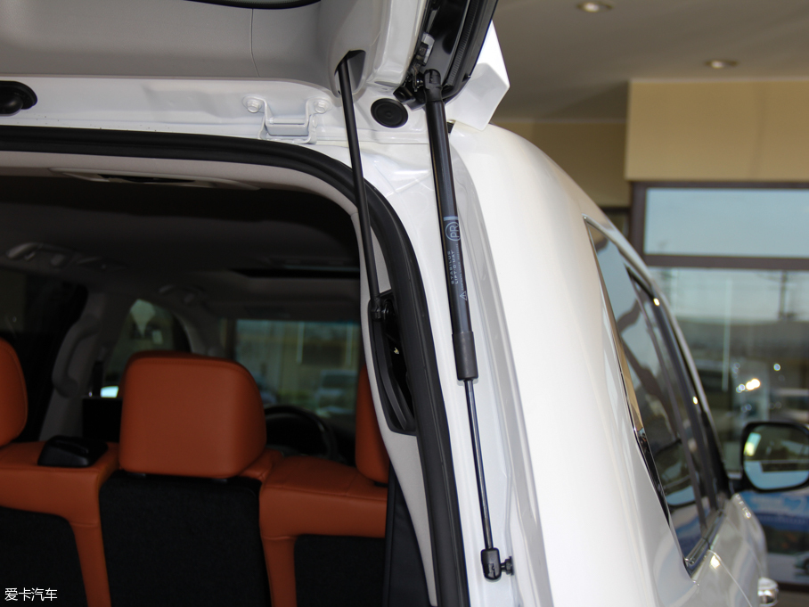 2016׿_˹LX 570 FA 8