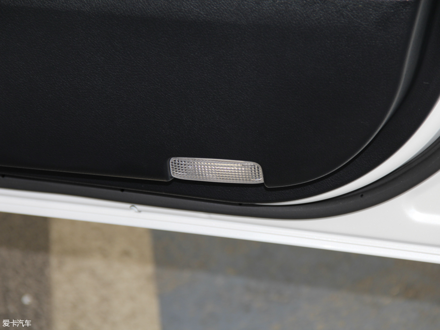 2016׿_˹LX 570 FA 8