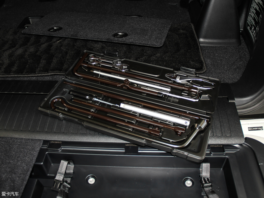 2016׿_˹LX 570 FA 8