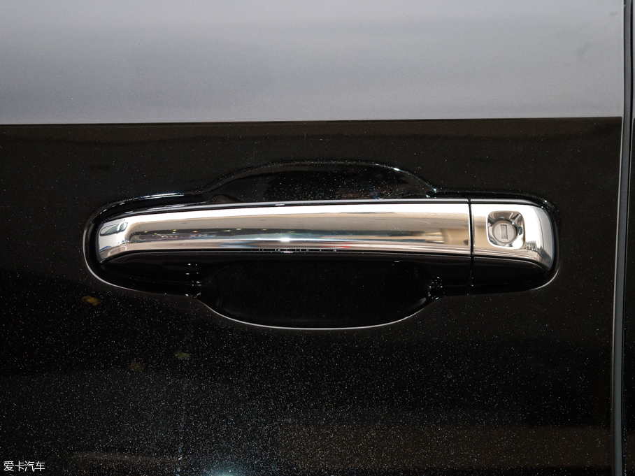 2016׿_˹LX 570 ӸкA 5