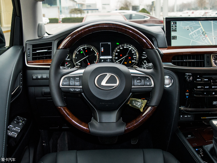 2016׿_˹LX 570 ӸкA 5