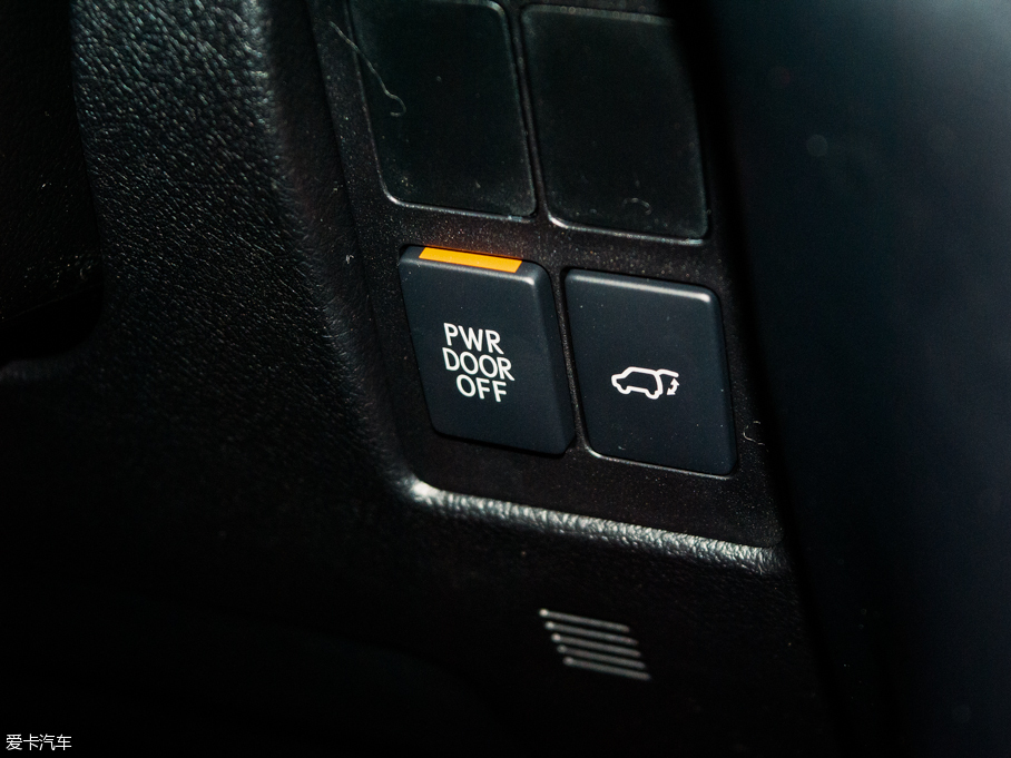 2016׿_˹LX 570 ӸкA 5