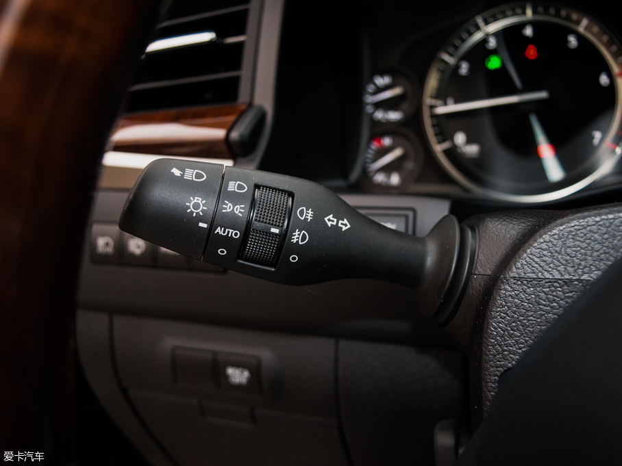 2016׿_˹LX 570 ӸкA 5