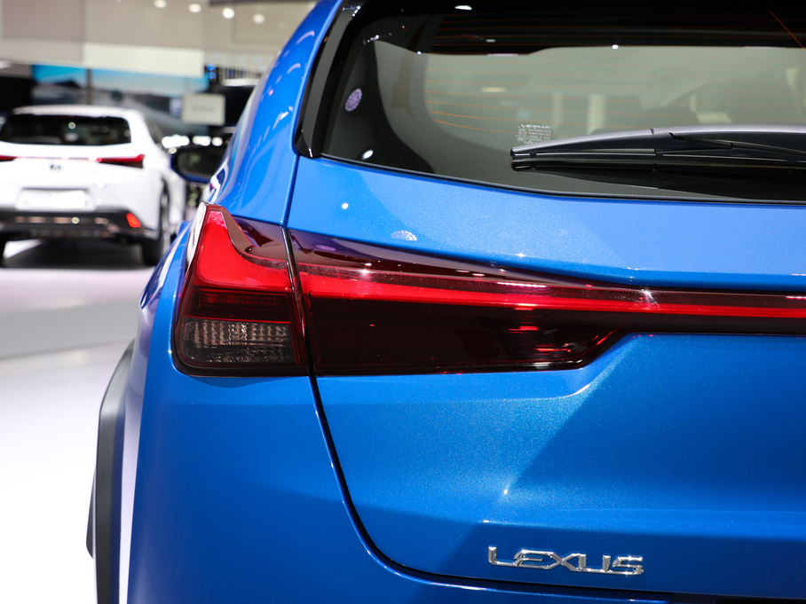 2019׿_˹UX 260h ̽ V