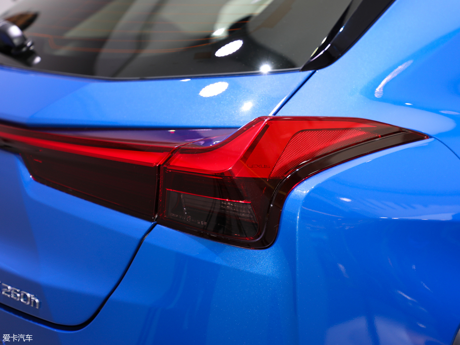 2019׿_˹UX 260h ̽ V