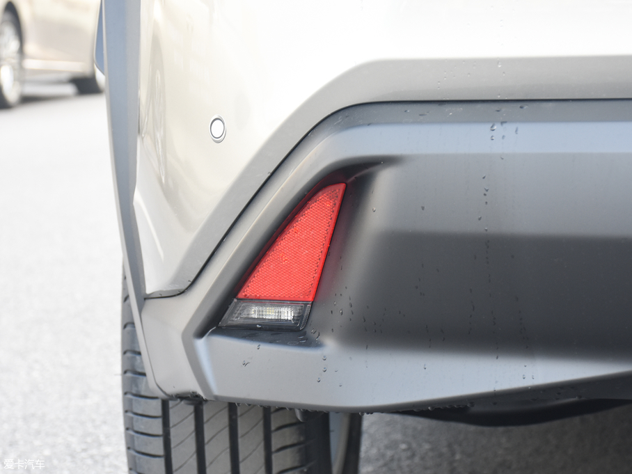 2019׿_˹UX 260h ̽Ȥ V