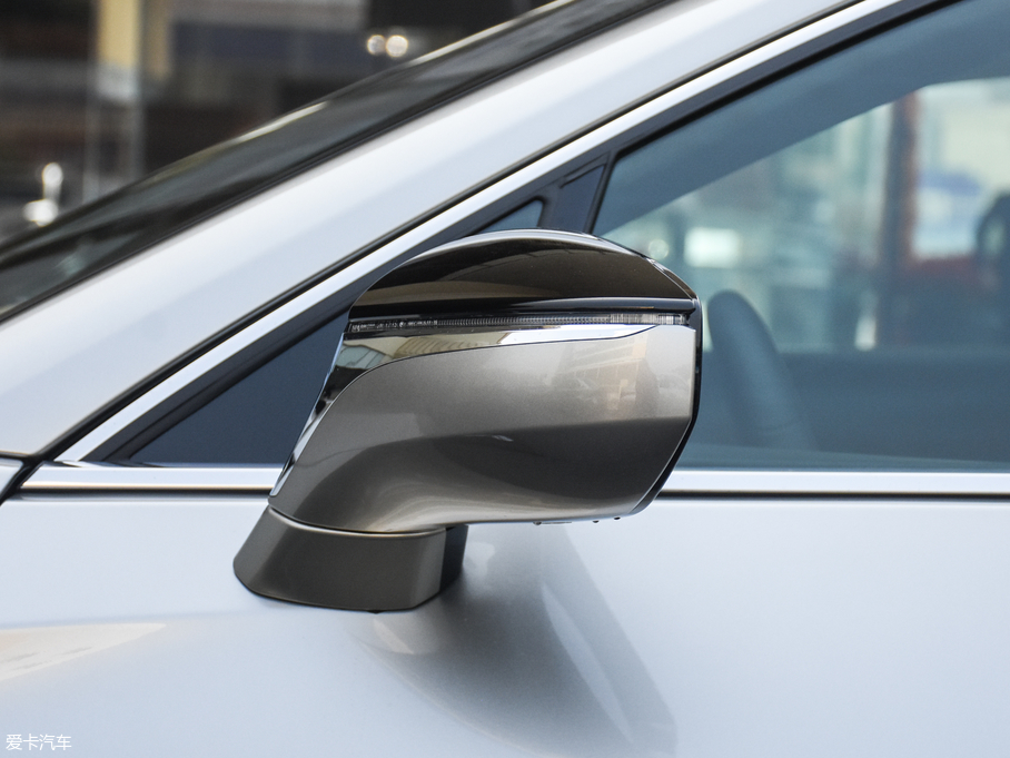 2019׿_˹UX 260h ̽Ȥ V