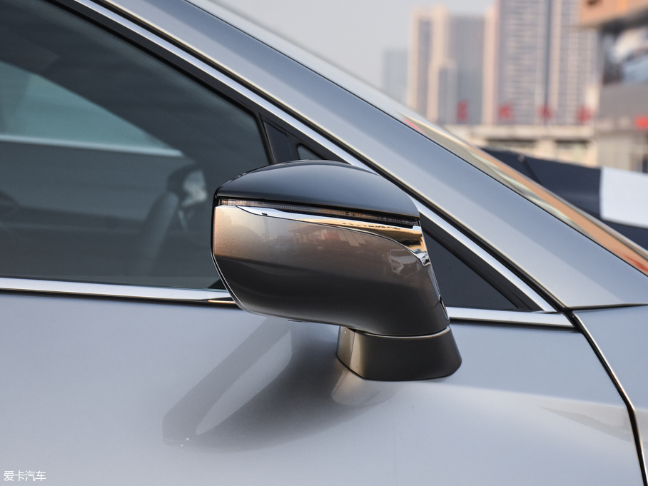 2019׿_˹UX 260h ̽Ȥ V