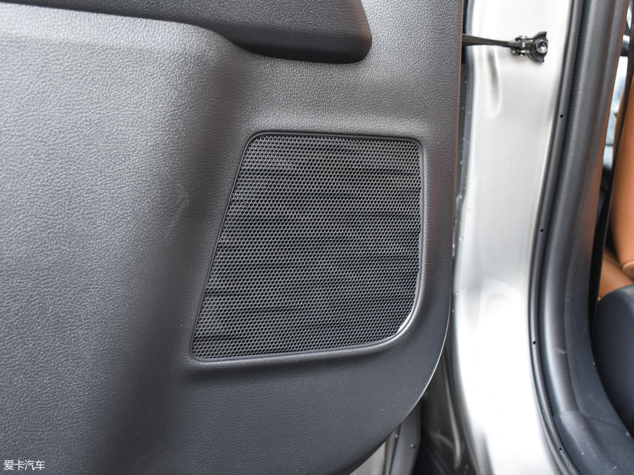 2019׿_˹UX 260h ̽Ȥ V