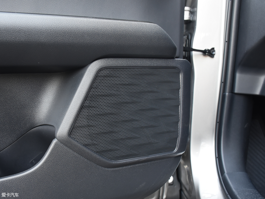 2019׿_˹UX 260h ̽Ȥ V