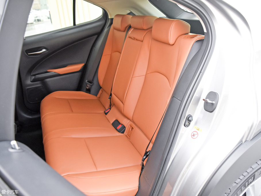 2019׿_˹UX 260h ̽Ȥ V